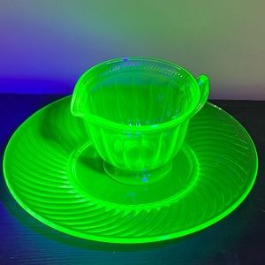 Vintage Uranium Depression Vaseline Federal Glass Cup & Saucer Glows!!!